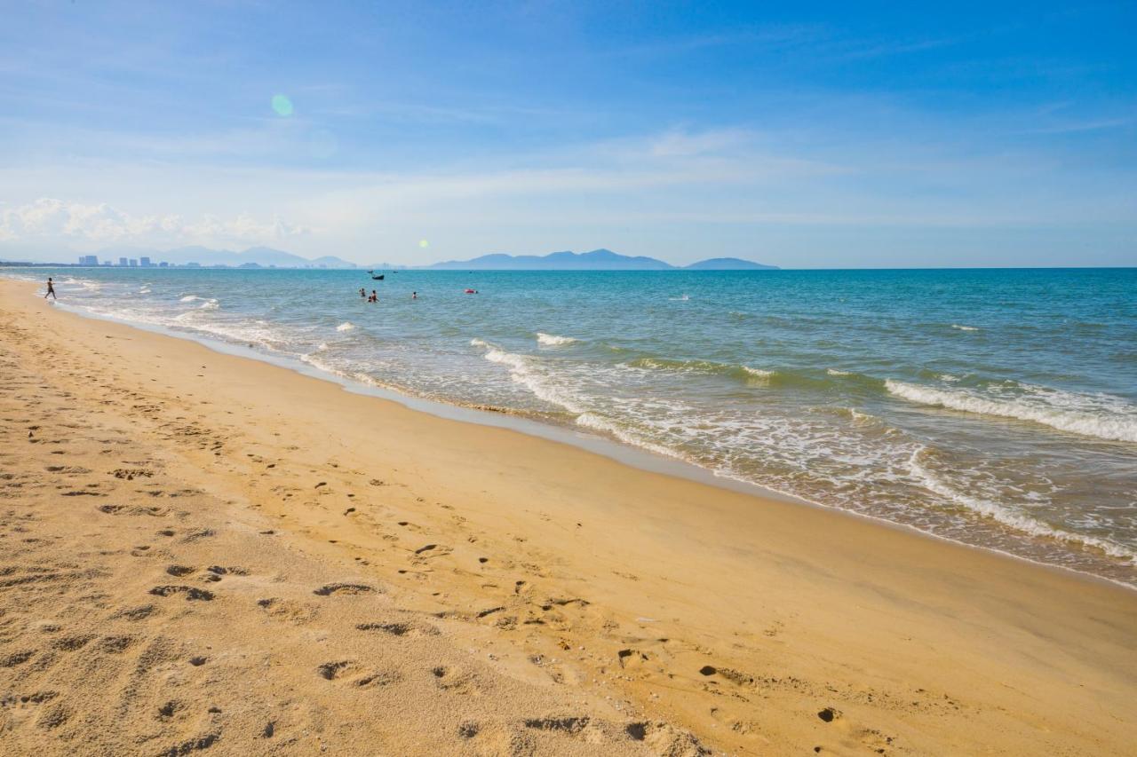 Beachside Boutique Resort Хойан Экстерьер фото